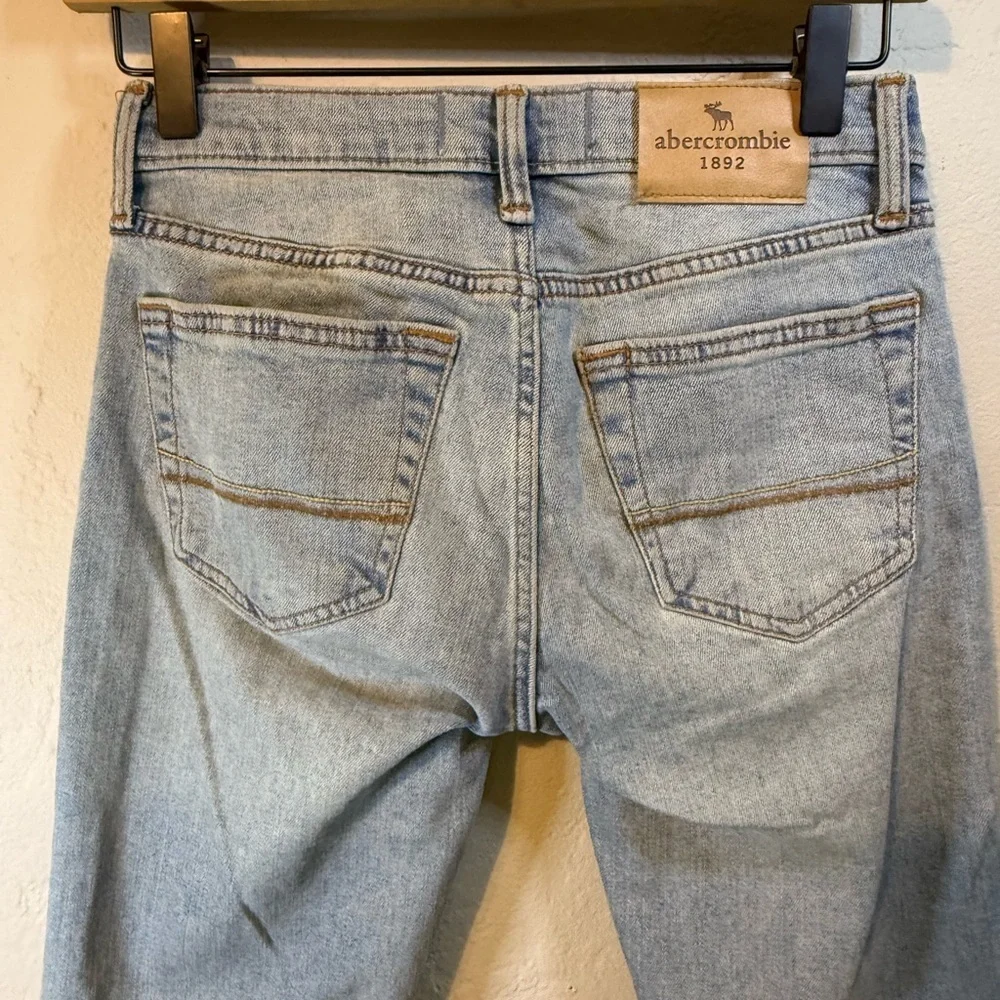 Abercrombie Kids Light Blue Boot Cut Denim jeans Size 9/10